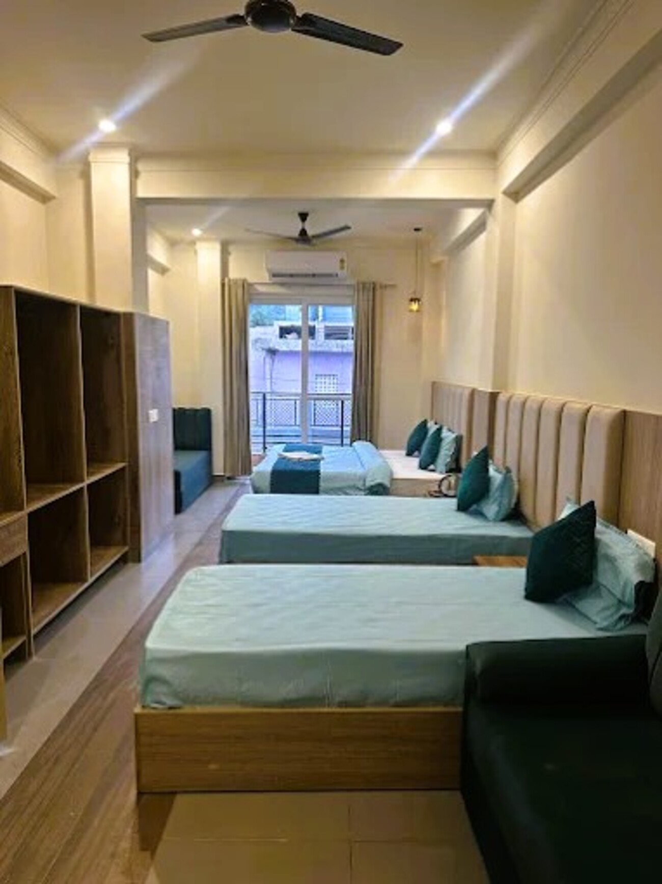 Quad Room interior space