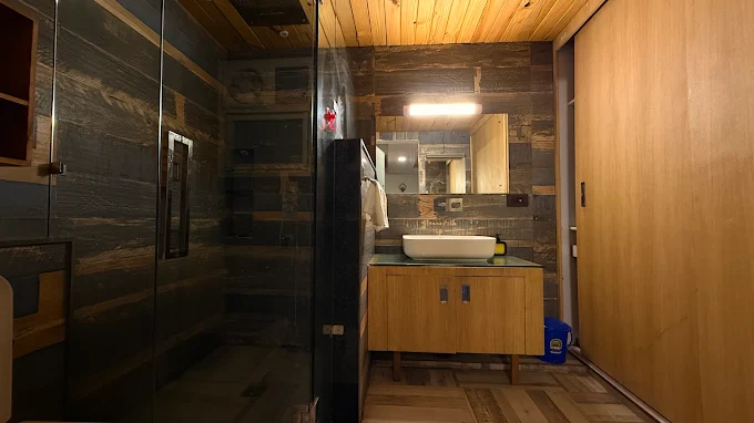 Clean Bathroom