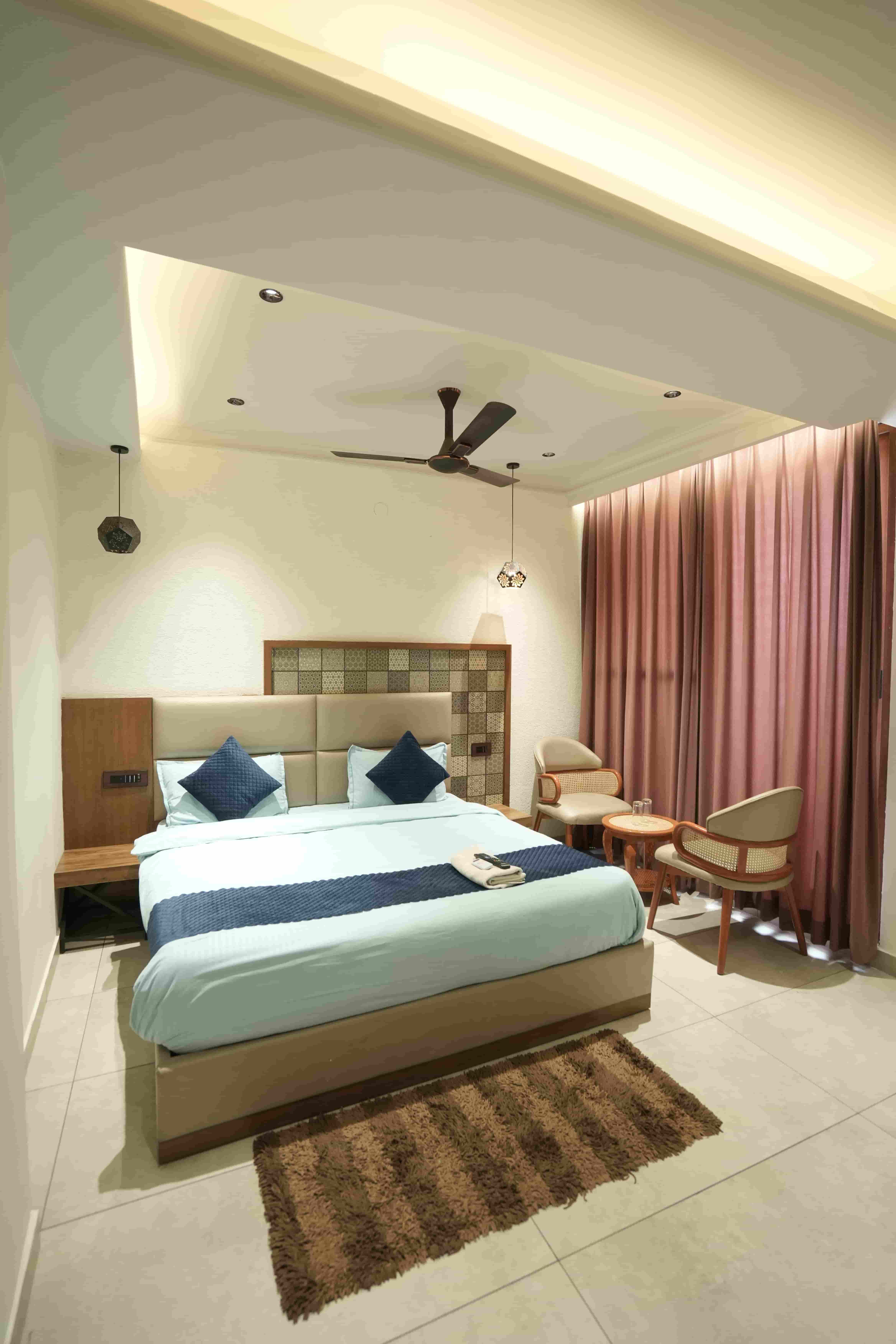 Super Deluxe Room 7